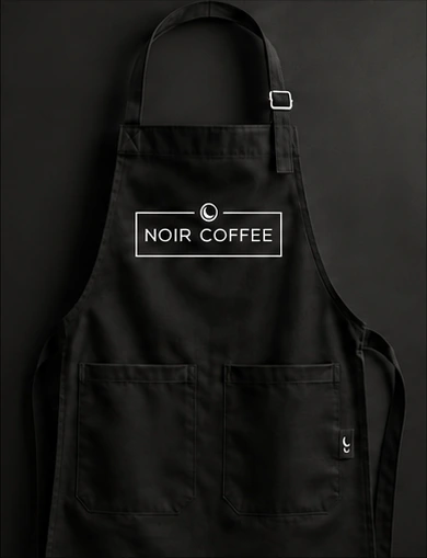 Чёрный фартук с белым логотипом NOIR COFFEE